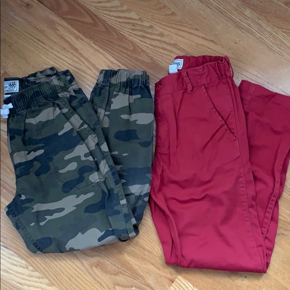 2 Pair CHILDREN’S PLACE Boys pants lightly worn.